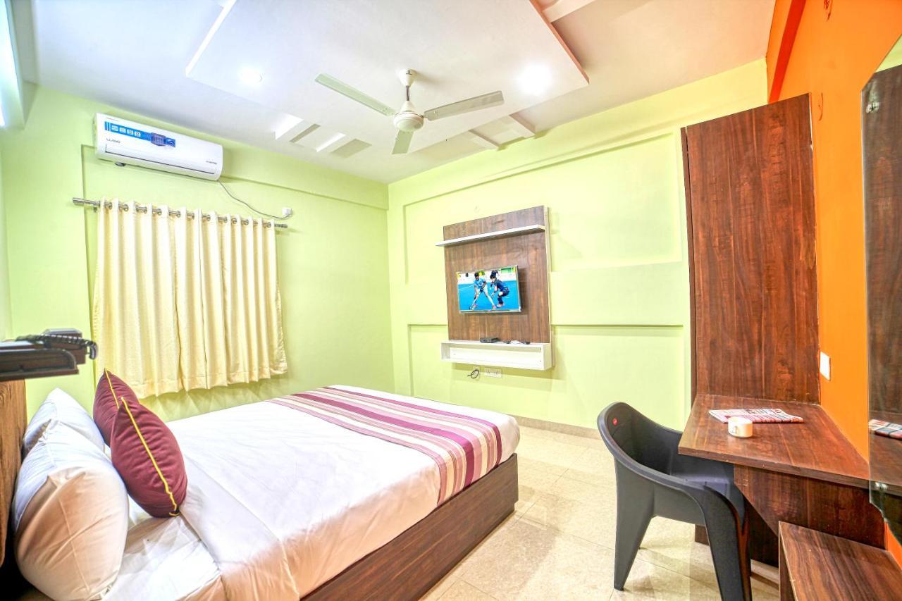 Redkey Inn Hotel Near Bangalore Airport Airport Pickup & Drop Available 24X7 Yelahanka Exterior foto